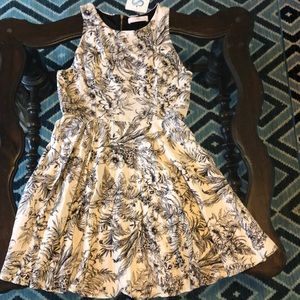 Infinity Raine black and whit floral dress